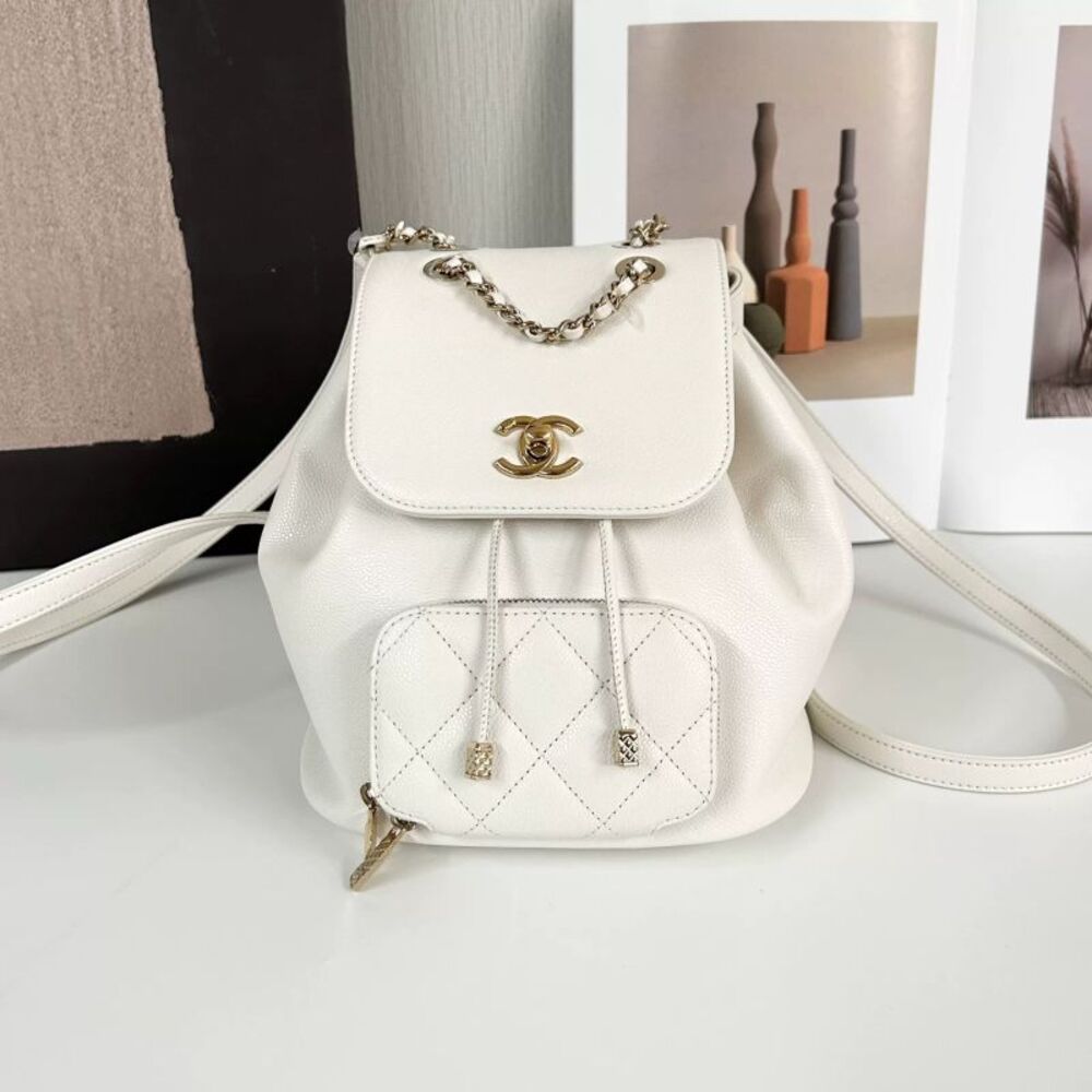 Chanel Women Pre-Loved Bag Very Good Condition